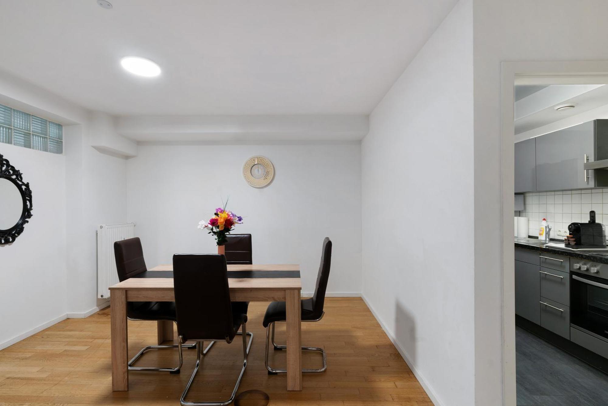 Aldars 15 Apartment Munich
